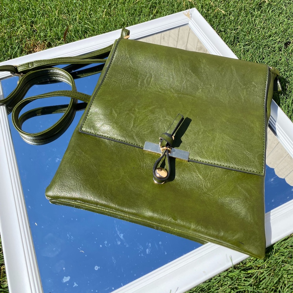 Beautiful Forest Green Crossbody Bag